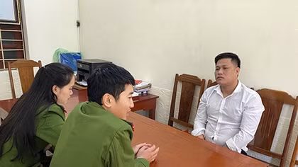 Liên tiếp bắt 2 đối tượng truy nã nguy hiểm