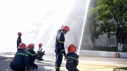 Lực lượng tại chỗ xử lý nhanh nhạy các tình huống ban đầu khi có cháy, nổ xảy ra