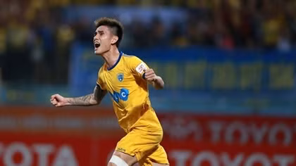 Hà Nội FC bất ngờ chiêu mộ Đinh Tiến Thành, thế chỗ Đình Trọng