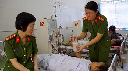 Những việc làm nặng nghĩa tình ở Công an tỉnh Hà Nam