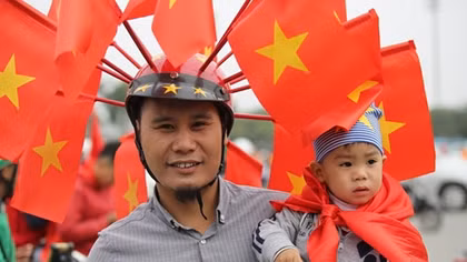 Không khí như ngày hội chờ đón trận chung kết AFF Cup