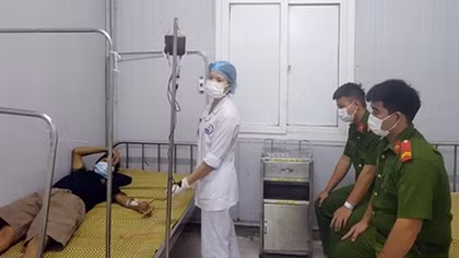 4 chiến sĩ Công an hiến máu cứu sống đối tượng đang bị tạm giam