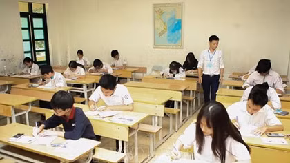 Hướng dẫn giải đề thi môn Toán tuyển sinh lớp 10 Hà Nội