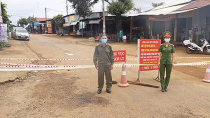 Công an Đắk Nông căng mình thực hiện nhiệm vụ “kép”