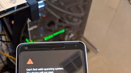 Google quên cài hệ điều hành cho Pixel 2 XL 