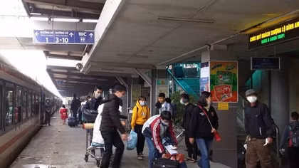 Ngành vận tải "khốn đốn" vì virus Corona