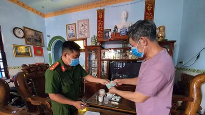 Cấp phát CMND cho người dân trong thời gian giãn cách xã hội