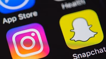 Lo ngại nạn phân biệt chủng tộc, Instagram và Snapchat loại bỏ Giphy