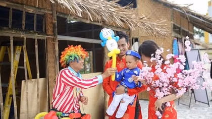 Rộn ràng "Phiên chợ ngày xuân" tại Asia Park