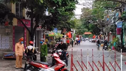 Hải Phòng cách ly thêm 2 xã đảo, Cát Bà dừng đón khách 