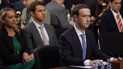 Mark Zuckerberg ra điều trần trước Quốc hội Mỹ