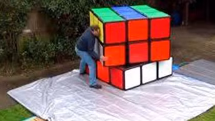 Khối rubik lớn nhất thế giới