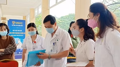  Những hy sinh không nói hết bằng lời