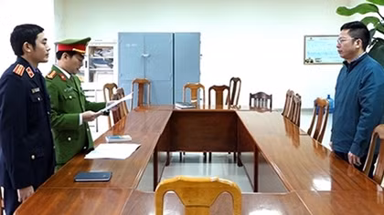 Khởi tố Phó Giám đốc dự án môi trường và biến đổi khí hậu Đồng Hới 