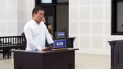 Hướng dẫn viên du lịch người nước ngoài trộm cắp mỹ phẩm tại sân bay Đà Nẵng