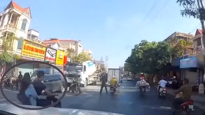 Công an Hải Phòng bác thông tin chặn xe làm ngã người đi đường