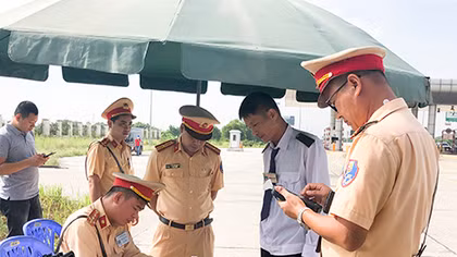 Thay đổi hình ảnh CSGT trong mắt người dân