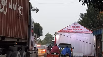 Dựng rạp làm đám trên đường bị phạt đến 6 triệu đồng