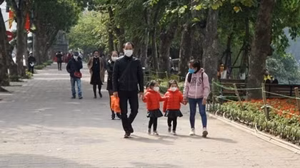 Hà Nội rét về đêm, ngày hửng nắng ấm