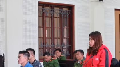 Nước mắt người thân sau những vụ trọng án