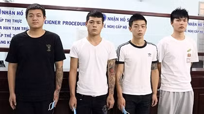 Trục xuất 4 đối tượng người Trung Quốc nhập cảnh trái phép