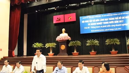 Lãnh đạo TPHCM gặp gỡ, đối thoại với hơn 300 doanh nghiệp
