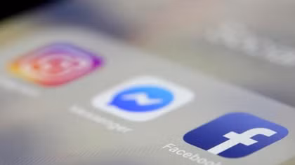 Nửa đêm, Facebook cùng Instagram thi nhau gặp sự cố