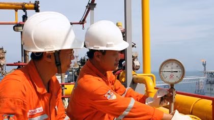 Nhiều dự án khai thác dầu khí tạm dừng, hoãn do giá dầu thấp