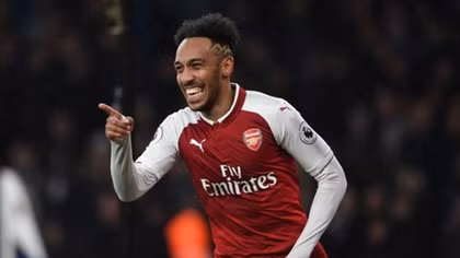 Aubameyang, chỉ một cái tên đã thay đổi tất cả