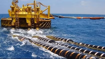 Vừa sửa xong, cáp quang AAG lại đứt