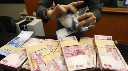 Nhiều người Indonesia sập bẫy mafia vì vay tiền qua mạng