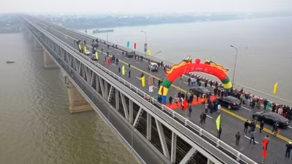 Thông xe cầu Thăng Long sau gần 5 tháng sửa chữa