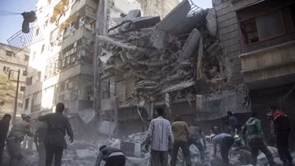 Dội bom hủy diệt Aleppo, Nga một mũi tên trúng nhiều đích