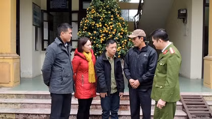Giúp người đi lạc trong tiết trời giá lạnh trở về nhà