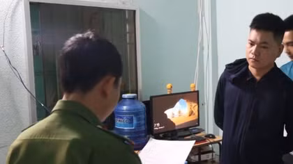 Mùa dịch bệnh nhiều người sa vào"tín dụng đen"