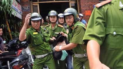 Bắt truy nã trong những ngày cuối năm