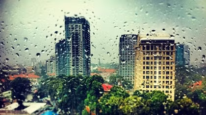 Nam Bộ mưa giông, Bắc Bộ tăng nhiệt nắng nóng