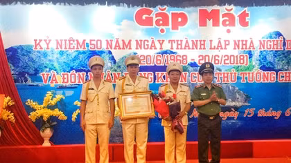 Kỷ niệm 50 năm Ngày thành lập Nhà nghỉ dưỡng 368