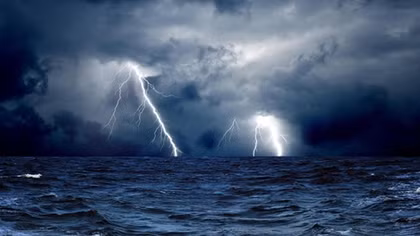 Siêu bão Mangkhut suy yếu thành áp thấp, Bắc bộ đón mưa