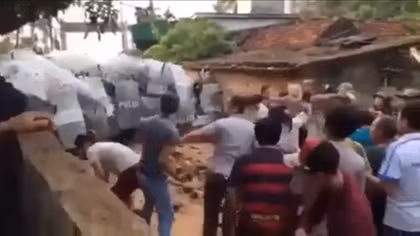  CSCĐ bảo vệ công trình ngăn chặn người dân quá khích