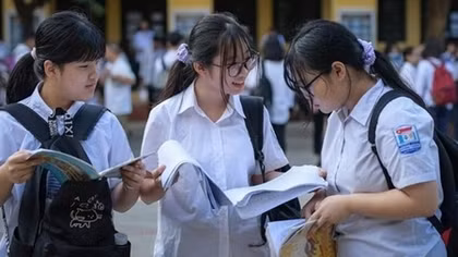 Gợi ý đáp án môn Tiếng Anh vào lớp 10 ở Hà Nội