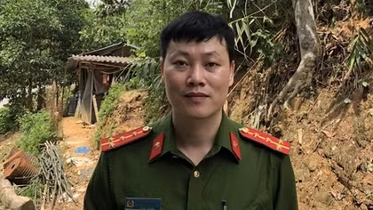 Phó trưởng Công an xã lao xuống dòng nước xiết cứu người