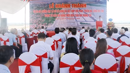Khánh thành dự án kè chống sạt lở và hạ tầng đô thị gần 1.000 tỷ đồng