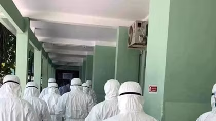 25 nhân viên y tế Bình Định tăng cường hỗ trợ Đà Nẵng chống dịch 