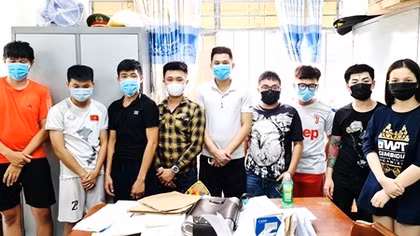 Thuê căn hộ sang trọng rồi bày “tiệc ma túy” để “bay, lắc”