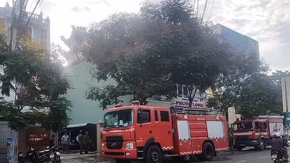 Cháy ở Văn phòng đăng ký đất đai Bình Định lúc rạng sáng
