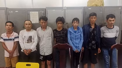 Nhóm “đá xế” chuyên nghiệp thứ ba ở phố biển Nha Trang đã sa lưới