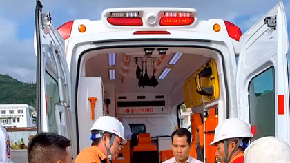 Cứu nạn một thợ máy tàu biển nước ngoài bị xuất huyết não
