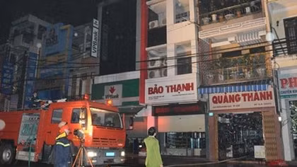 Đi tuần tra, Cảnh sát cơ động cứu hộ kịp thời 3 nạn nhân trong vụ cháy