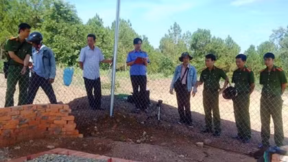Công an vào cuộc vụ "xâm phạm mồ mả vợ vua Tự Đức"